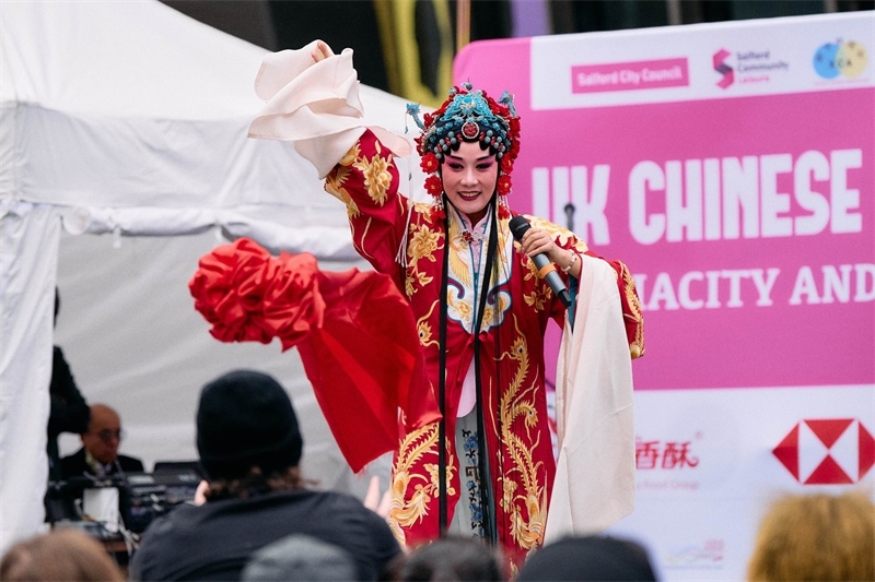 演員蔡衛(wèi)莉的秦腔表演贏得陣陣好評(píng)。 楊浩鵬攝