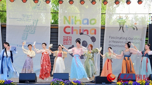 舞蹈《寄明月》。人民網(wǎng)記者 殷淼